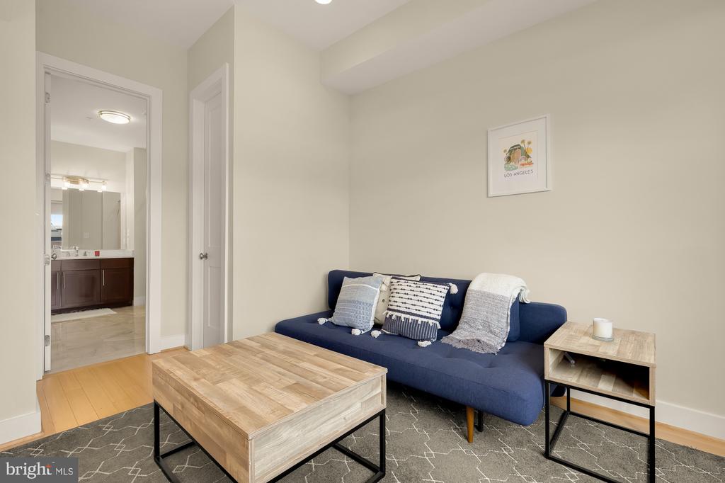 1923 12TH STREET NW Unit: 3