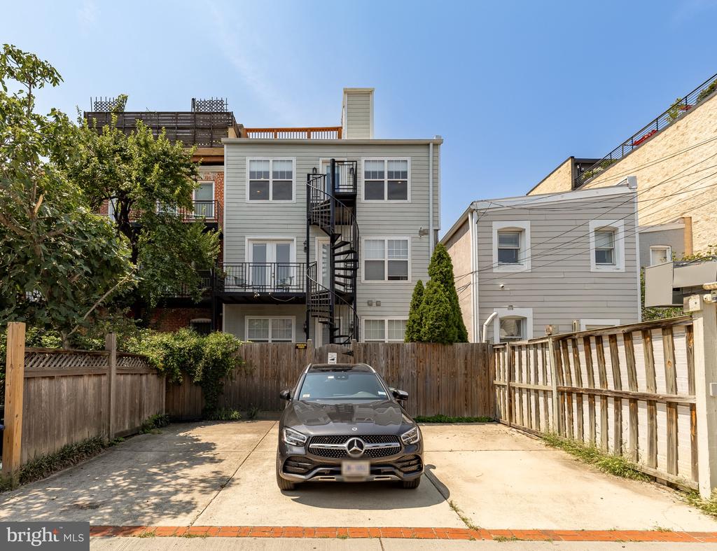 1923 12TH STREET NW Unit: 3