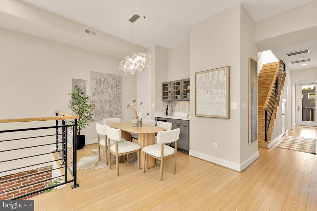 1923 12TH STREET NW Unit: 3