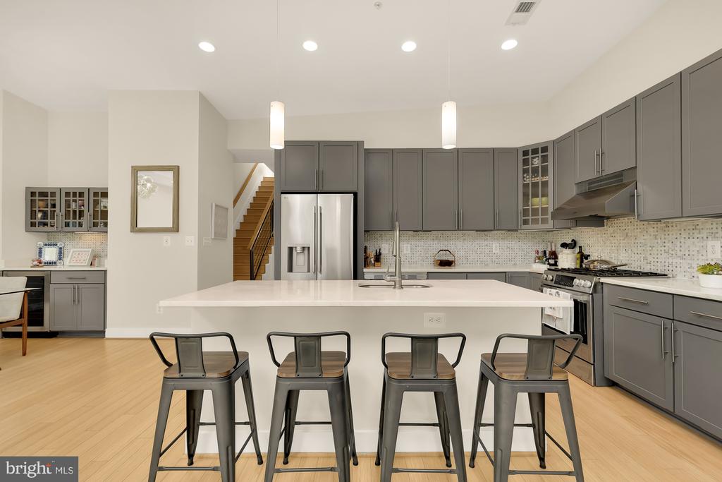 1923 12TH STREET NW Unit: 3