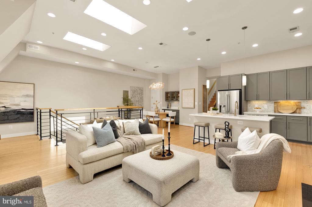 1923 12TH STREET NW Unit: 3