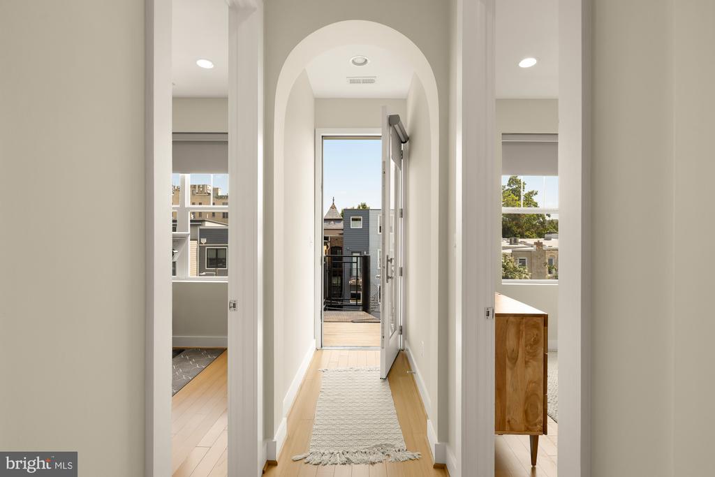 1923 12TH STREET NW Unit: 3