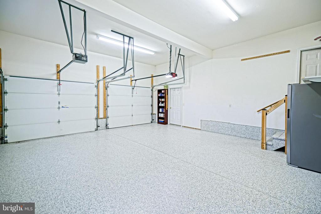 12 BLACK WALNUT COURT