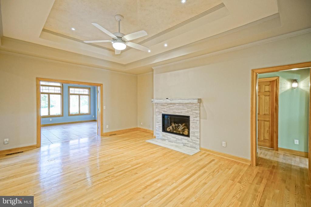 12 BLACK WALNUT COURT