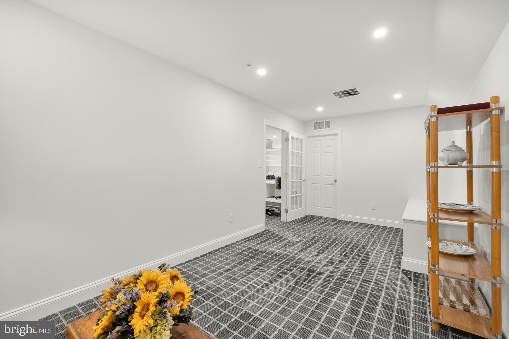 8511 Gavin Manor Ct #9