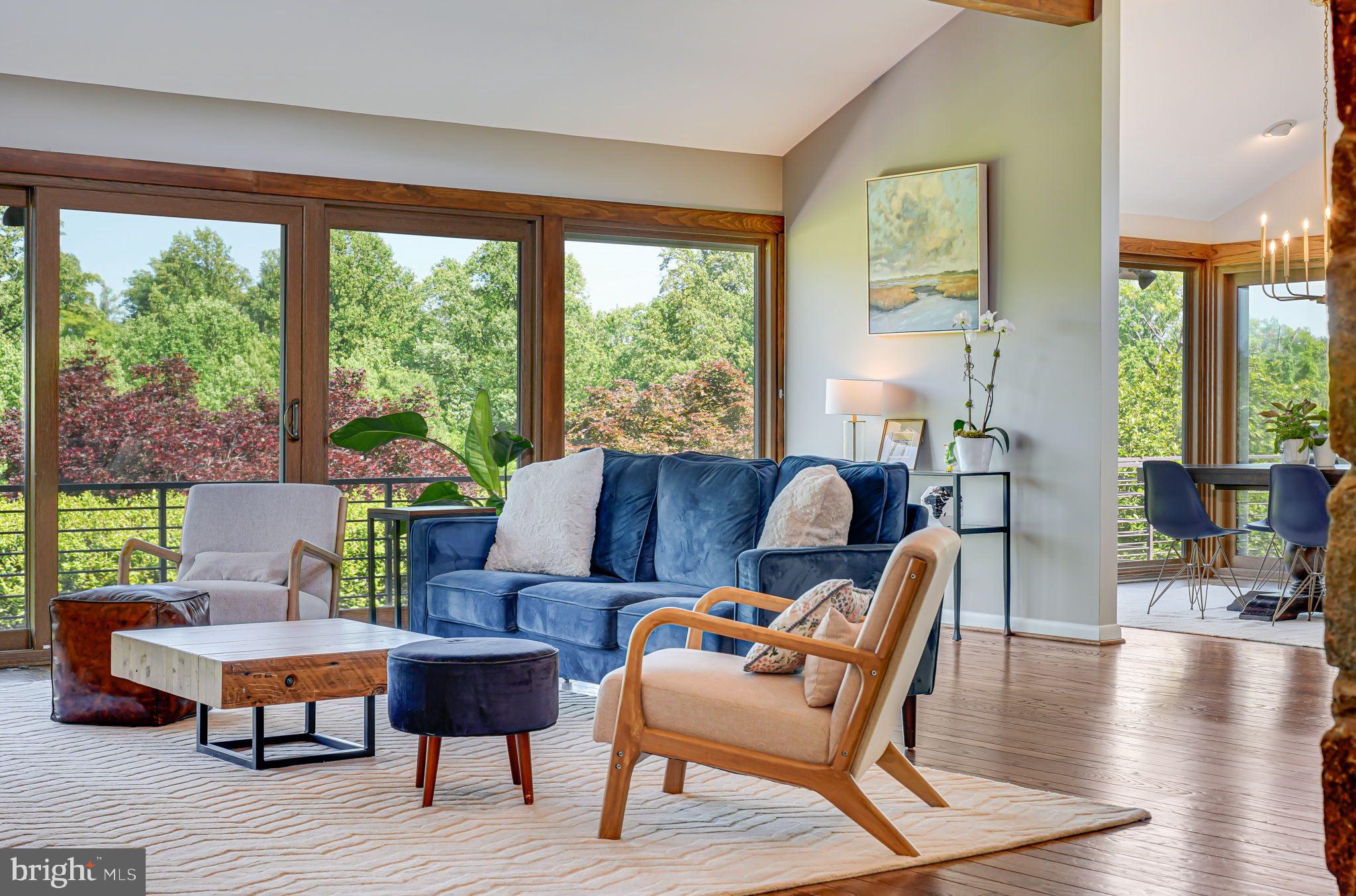 3137 Brooklawn Ter