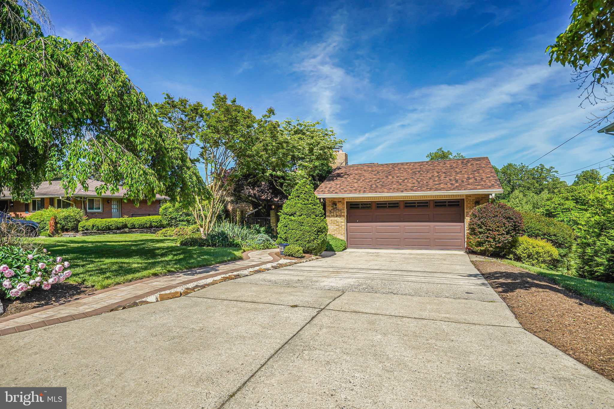 3137 Brooklawn Ter