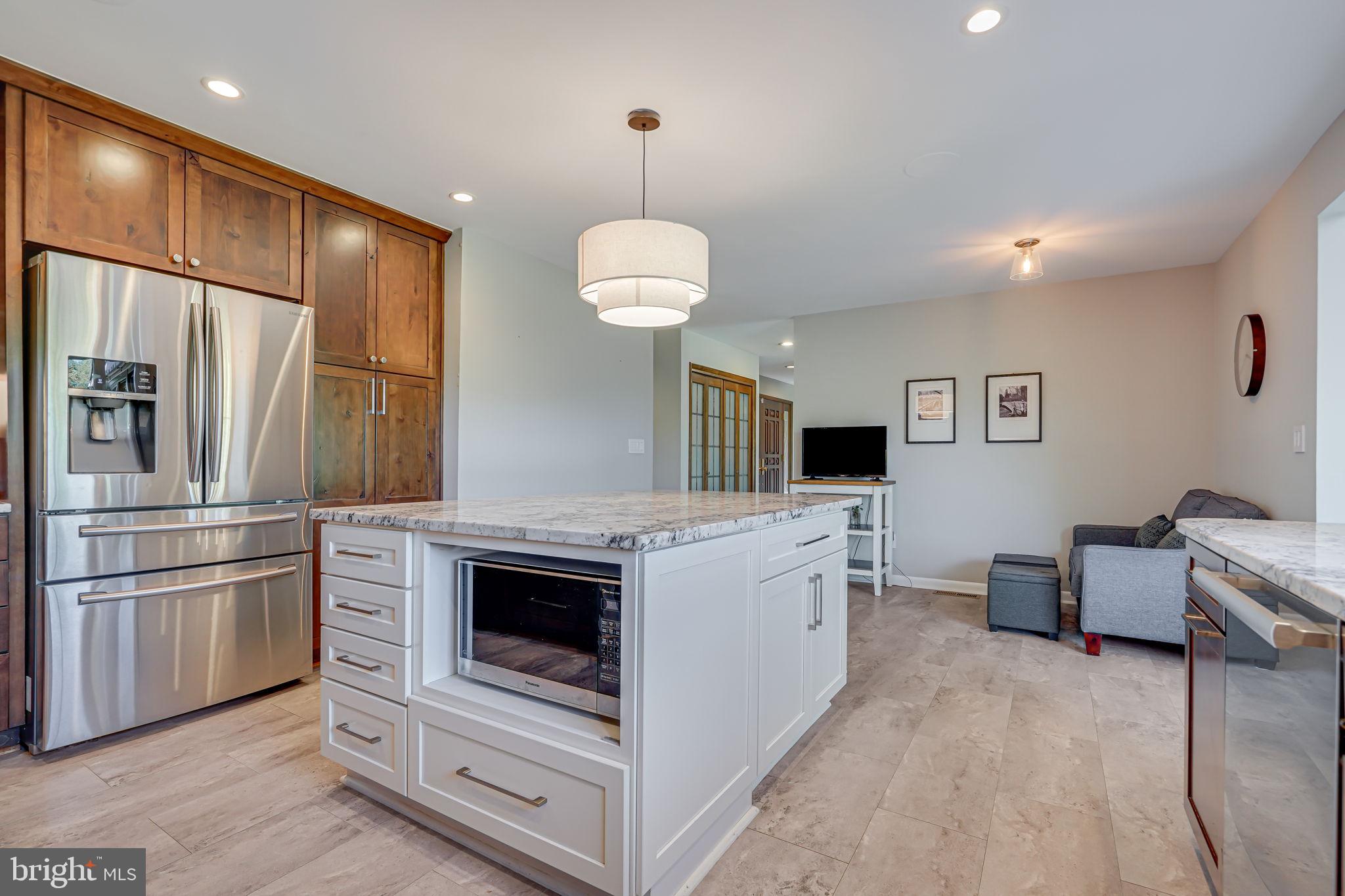 3137 Brooklawn Ter