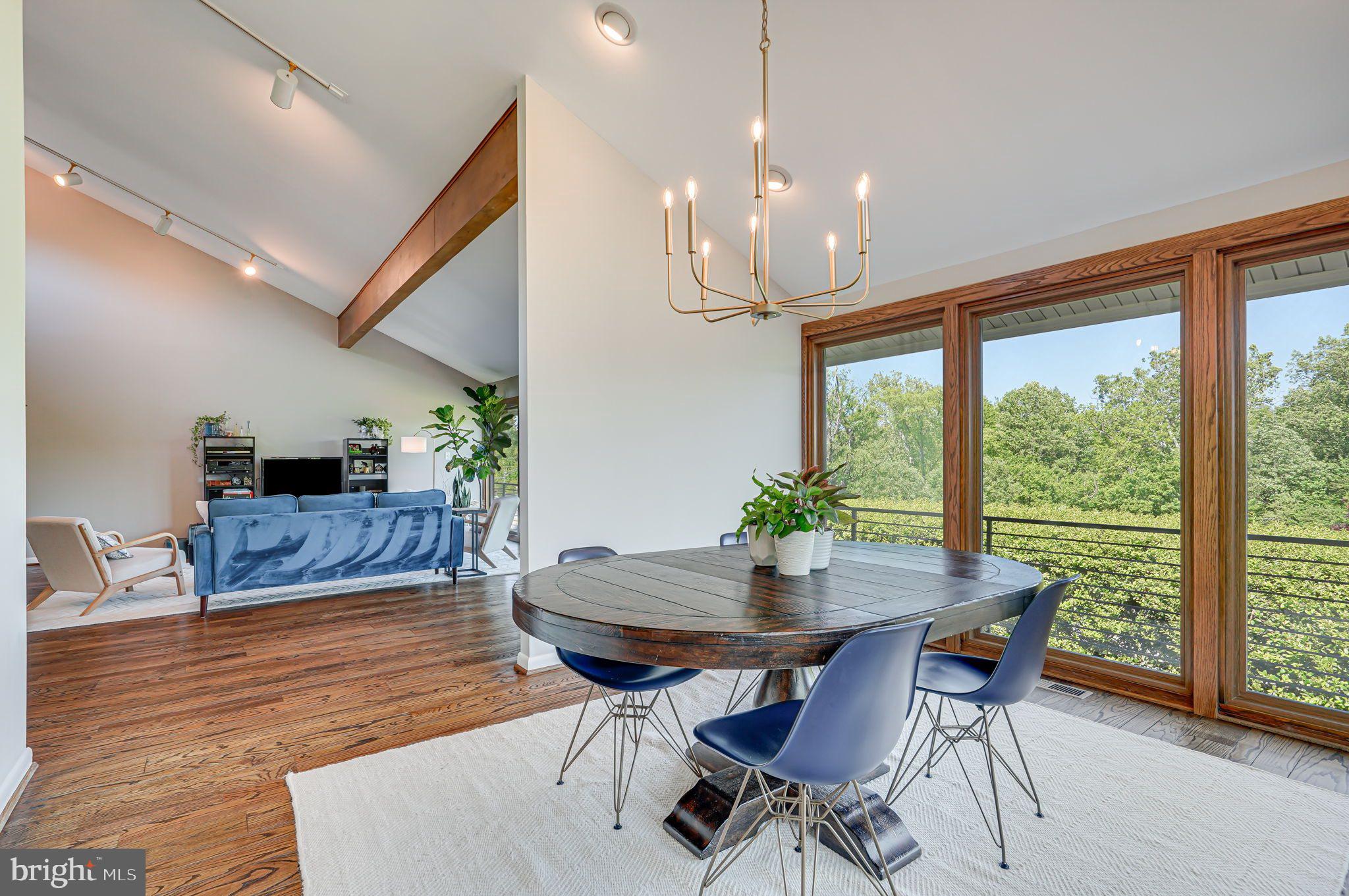 3137 Brooklawn Ter