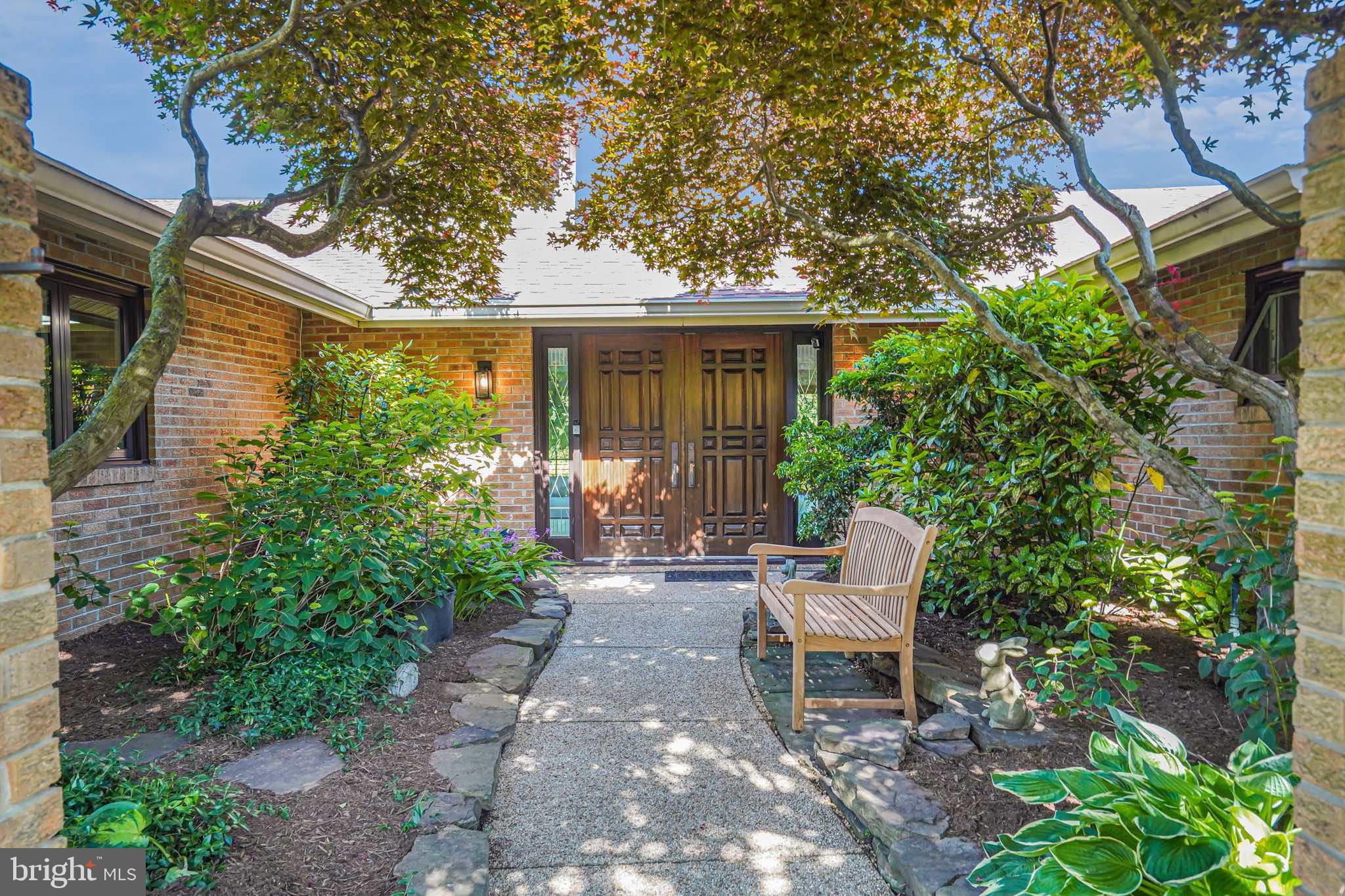 3137 Brooklawn Ter