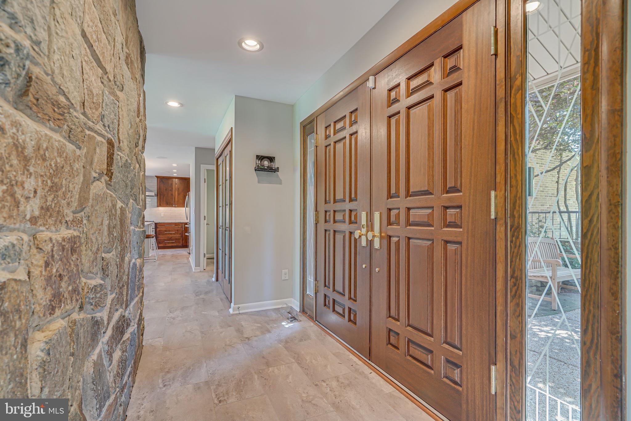 3137 Brooklawn Ter