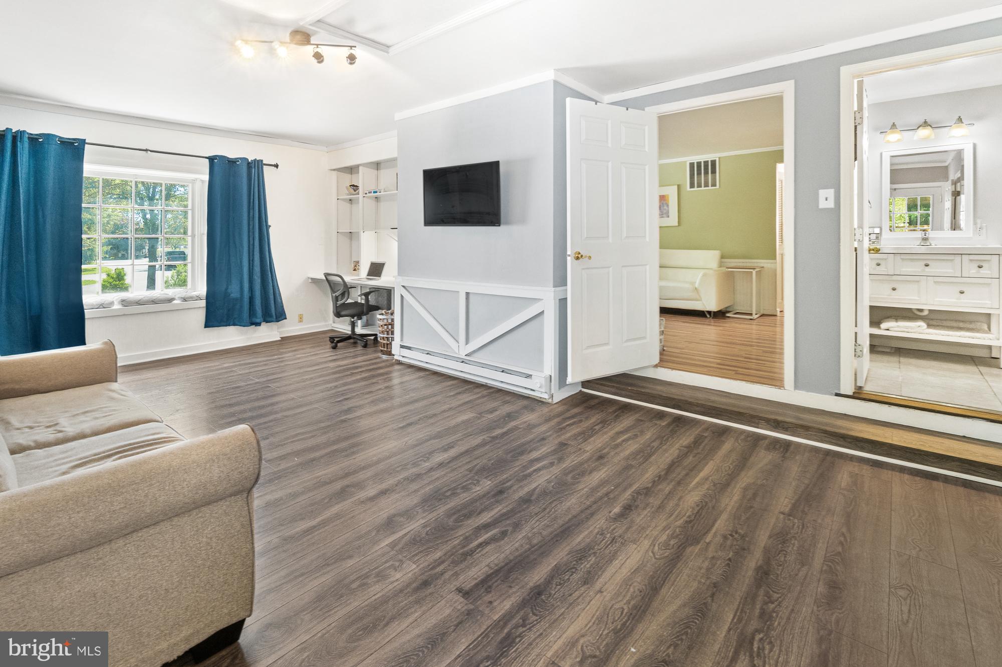 19012 Shannon Way