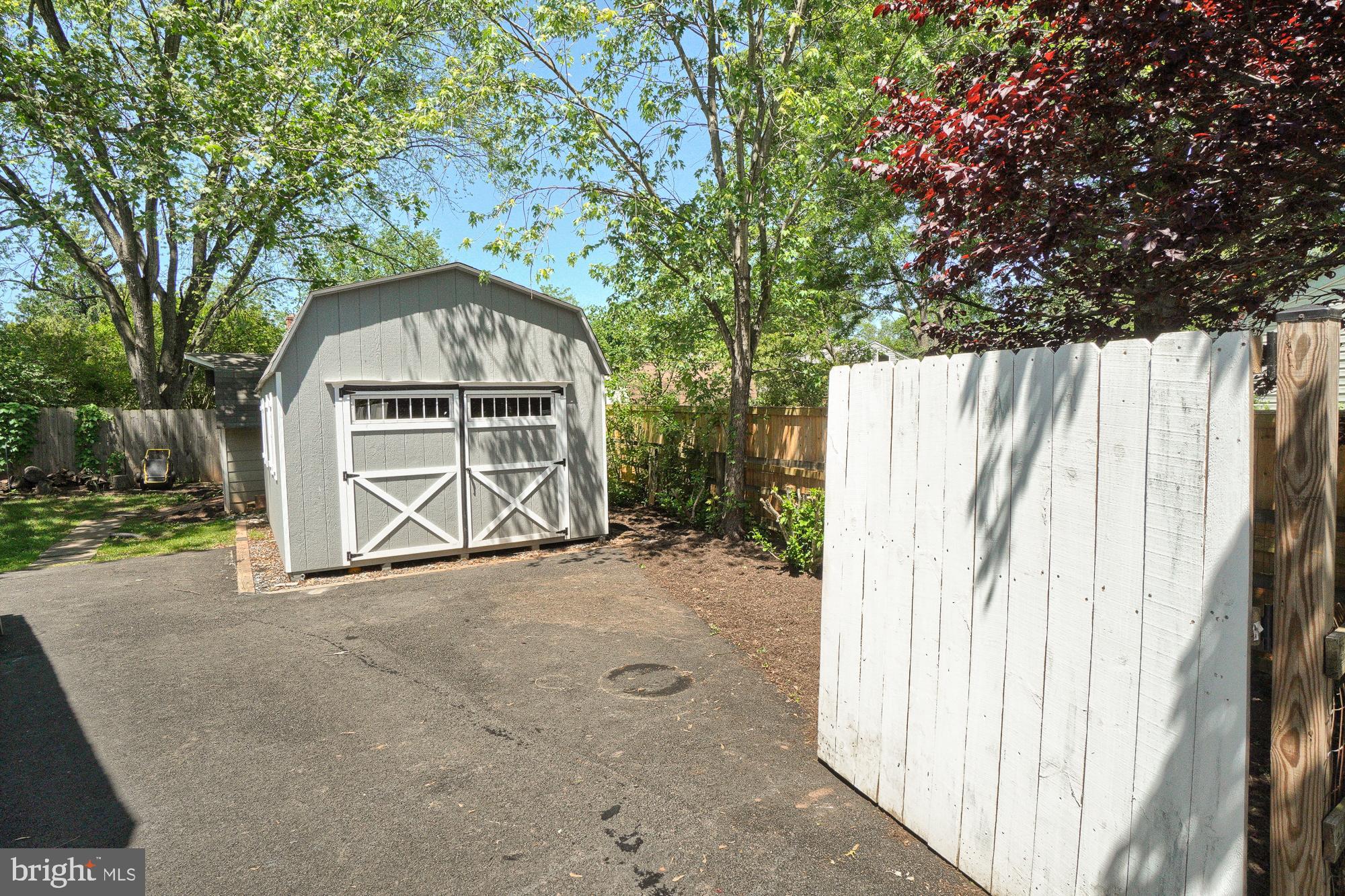 19012 Shannon Way