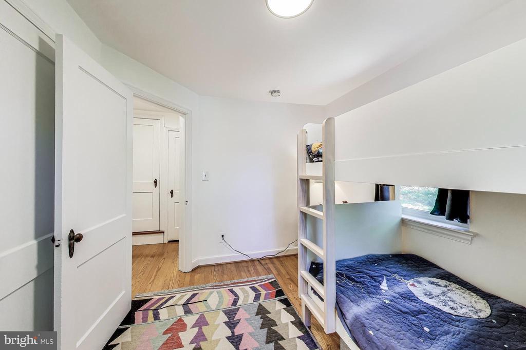 405 Lincoln Ave