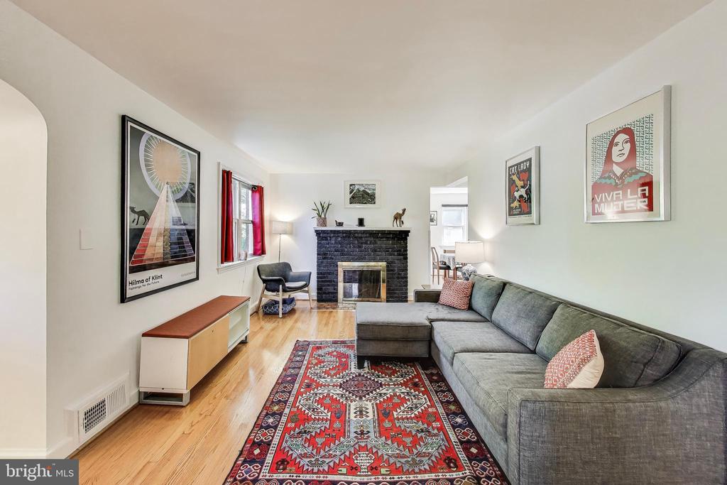 405 Lincoln Ave