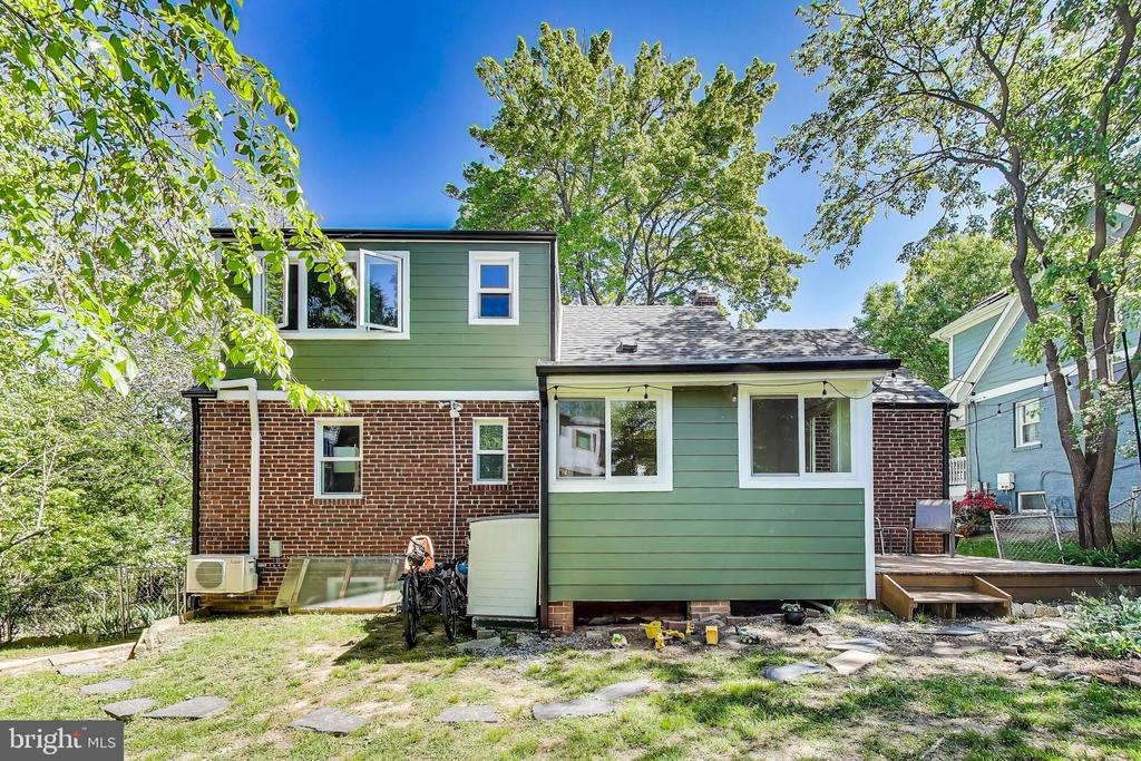 405 Lincoln Ave