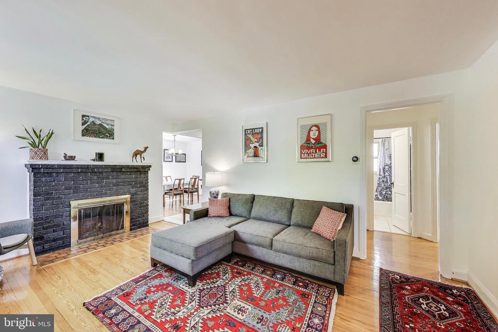 405 Lincoln Ave