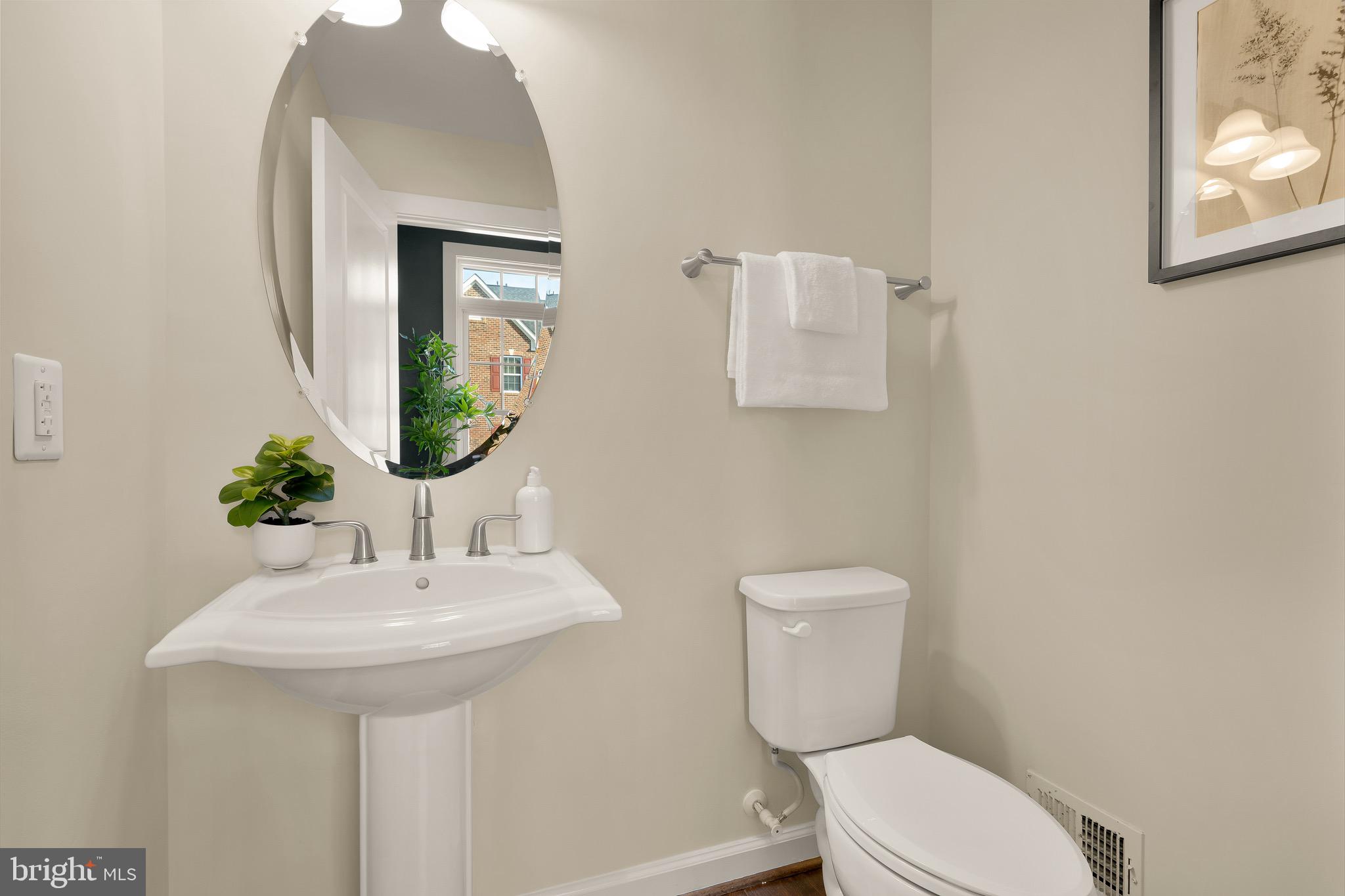 5311 STREAM BANK LANE