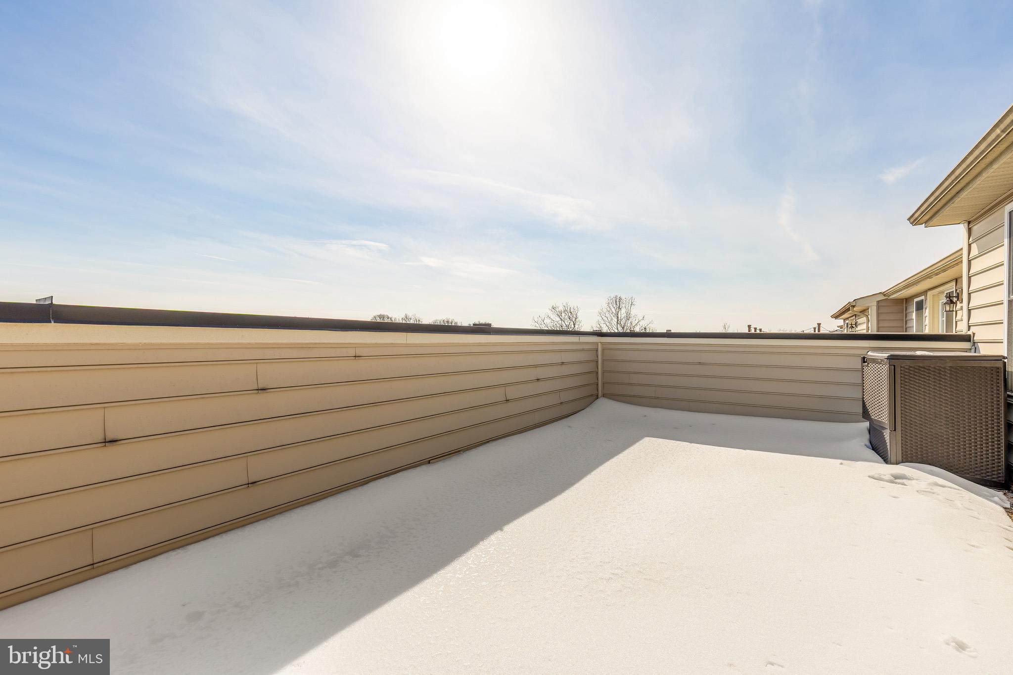 5311 STREAM BANK LANE