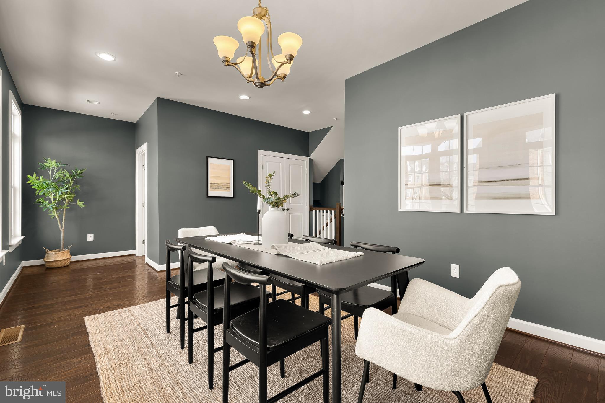 5311 STREAM BANK LANE