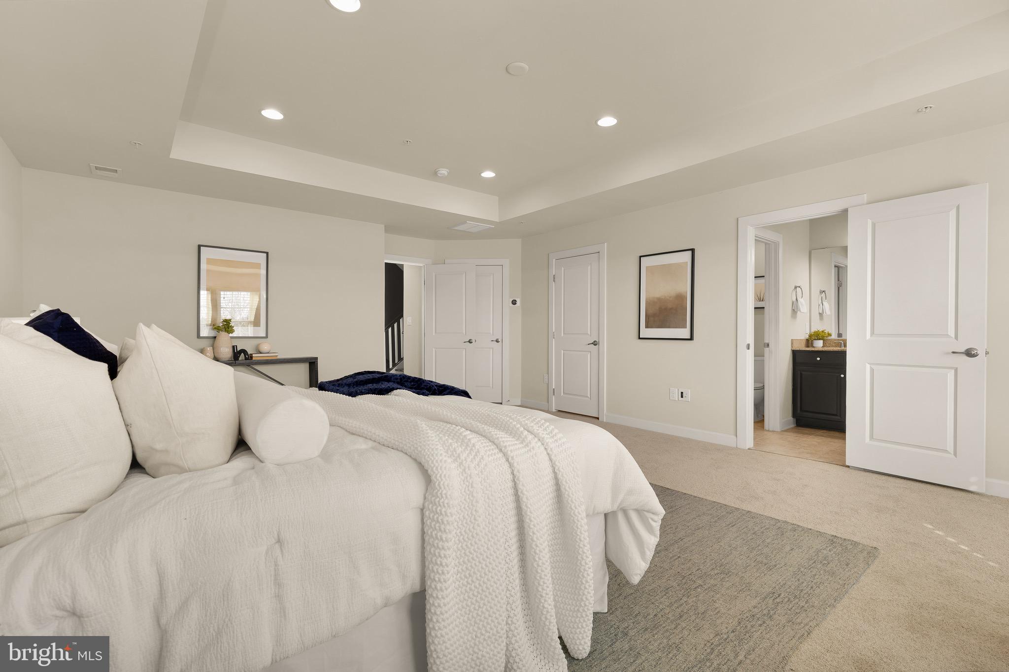 5311 STREAM BANK LANE