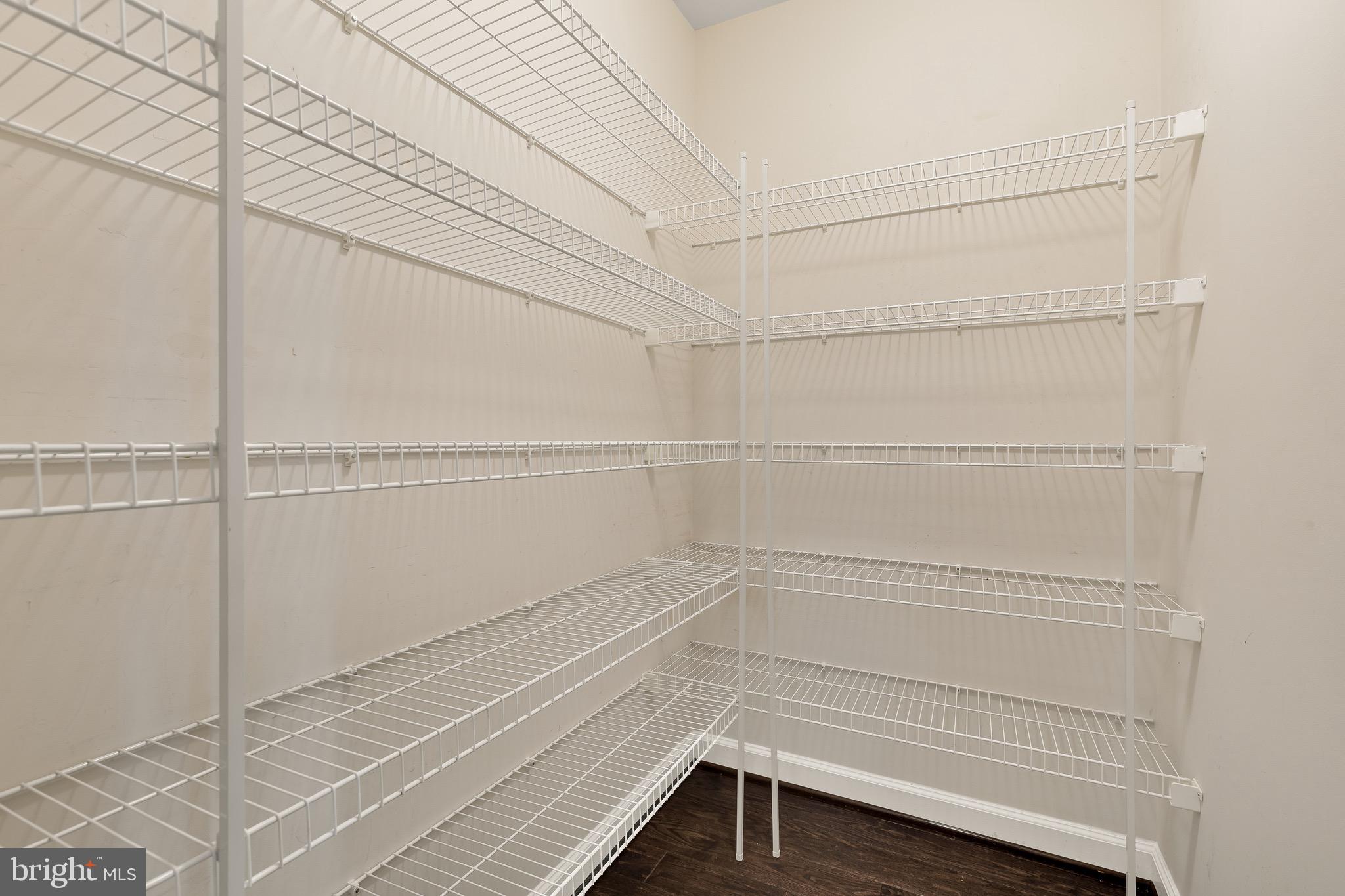 5311 STREAM BANK LANE