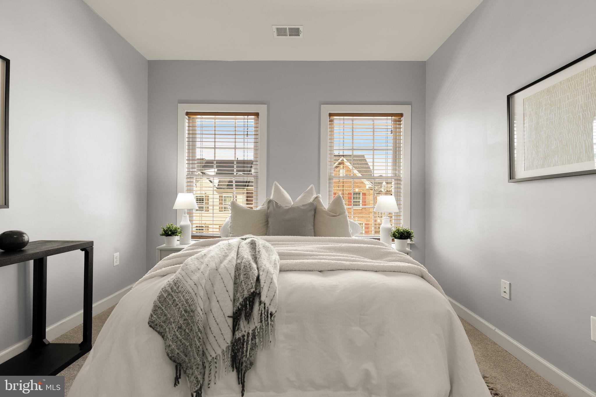 5311 STREAM BANK LANE