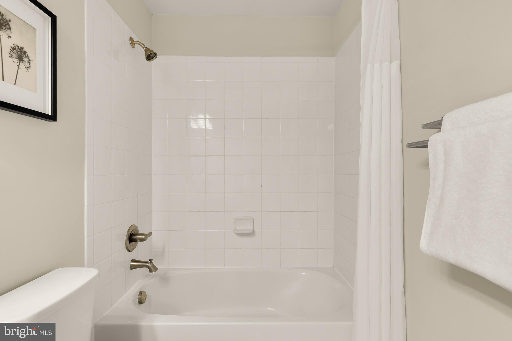 5311 STREAM BANK LANE