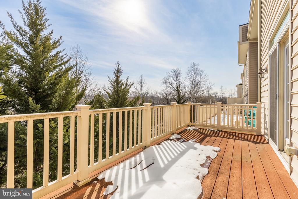 5311 STREAM BANK LANE