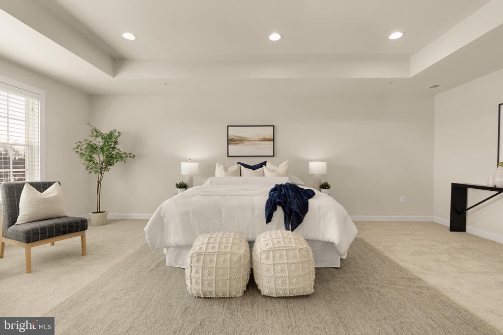 5311 STREAM BANK LANE