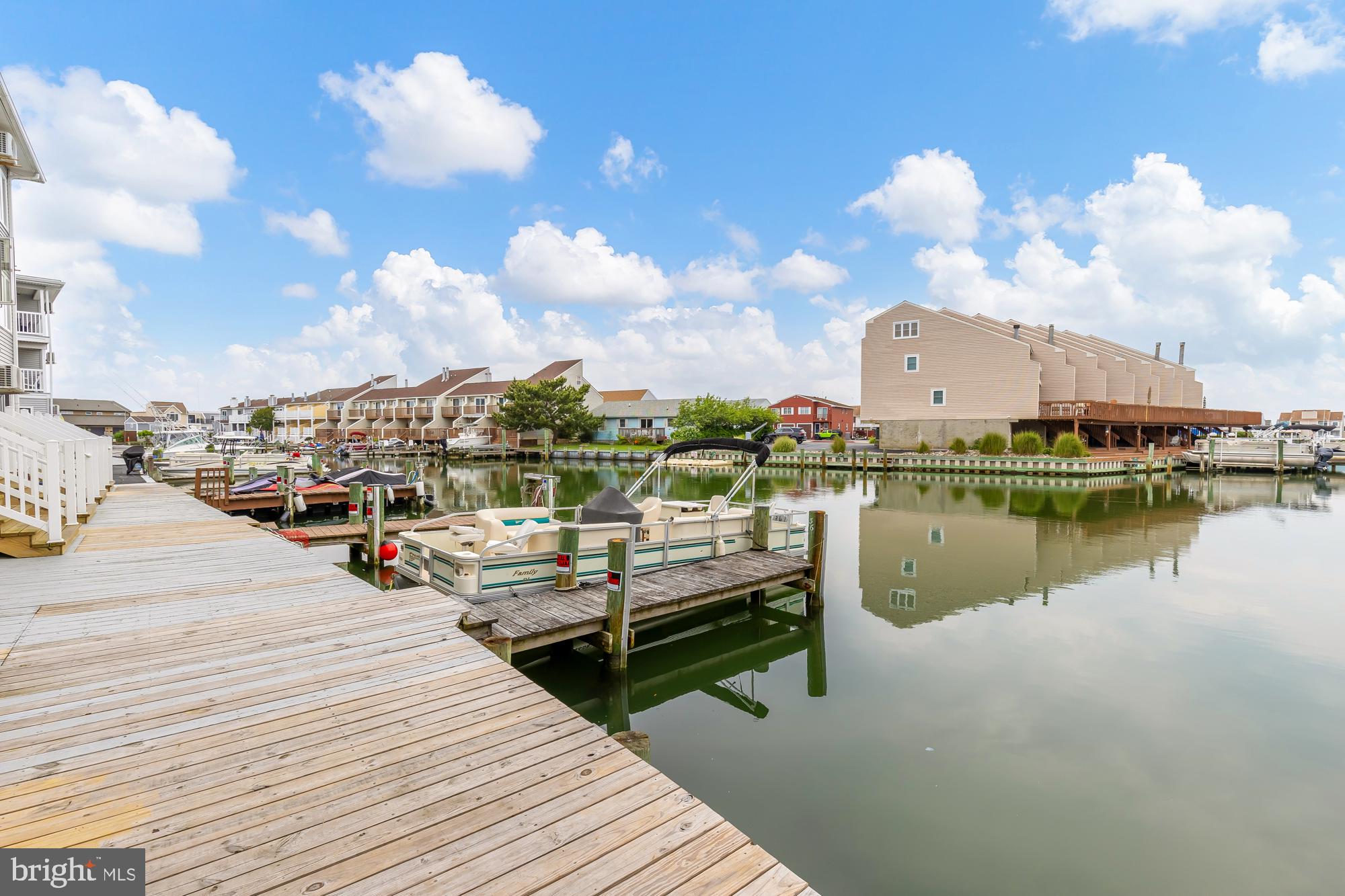 504 Robin Dr #69