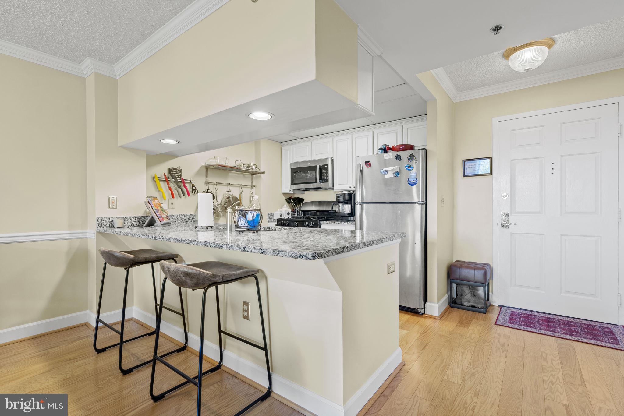 1276 N WAYNE STREET Unit: 524