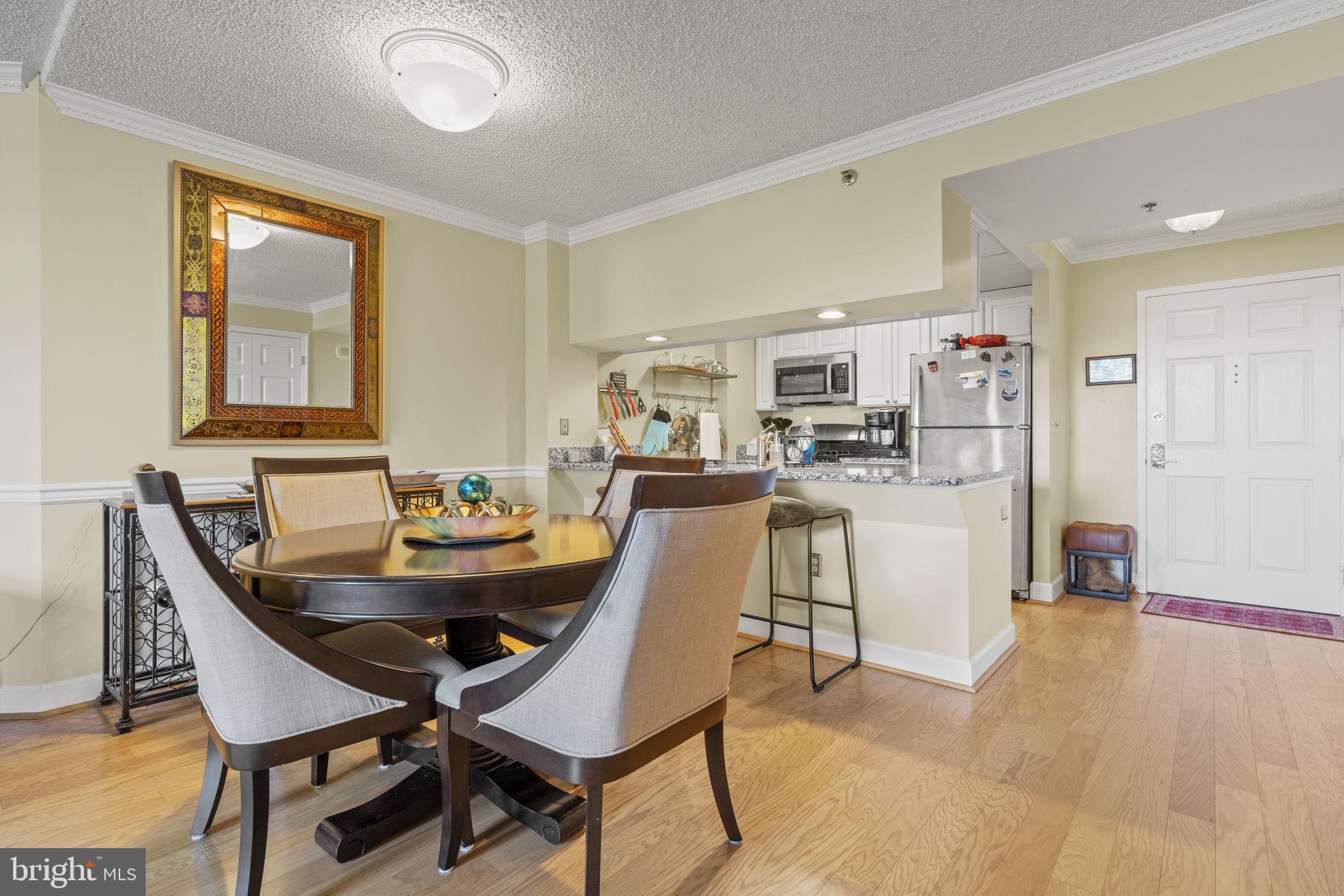 1276 N WAYNE STREET Unit: 524