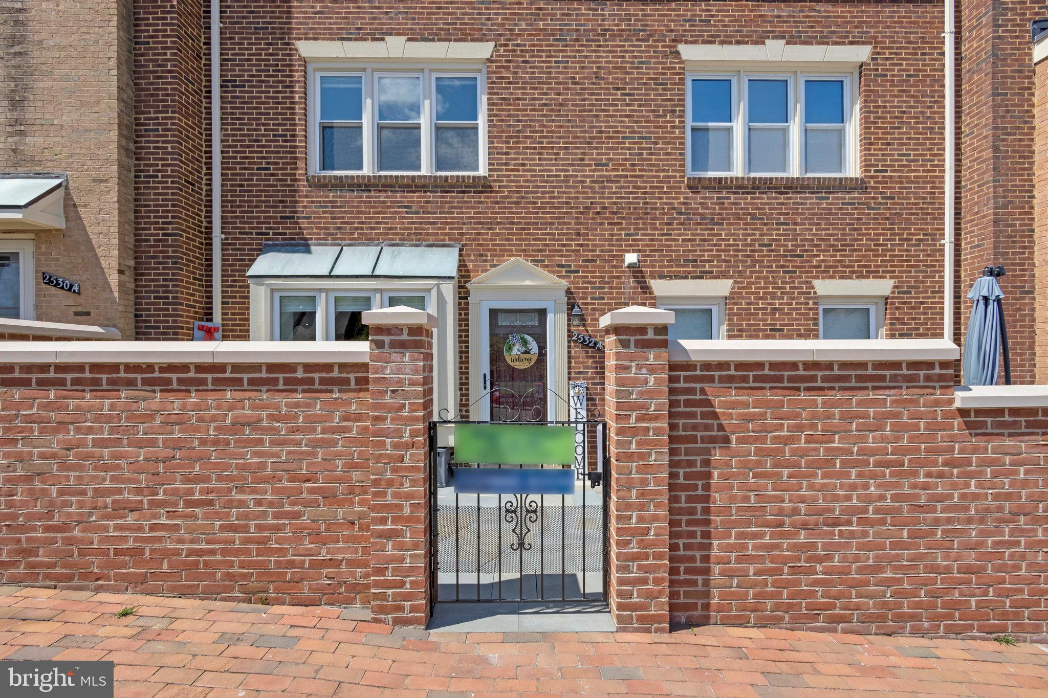 2532 Fairfax Dr