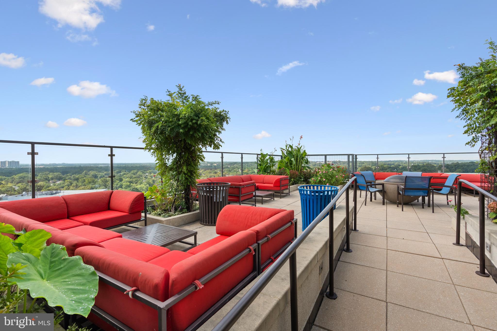 851 N Glebe Rd #1515