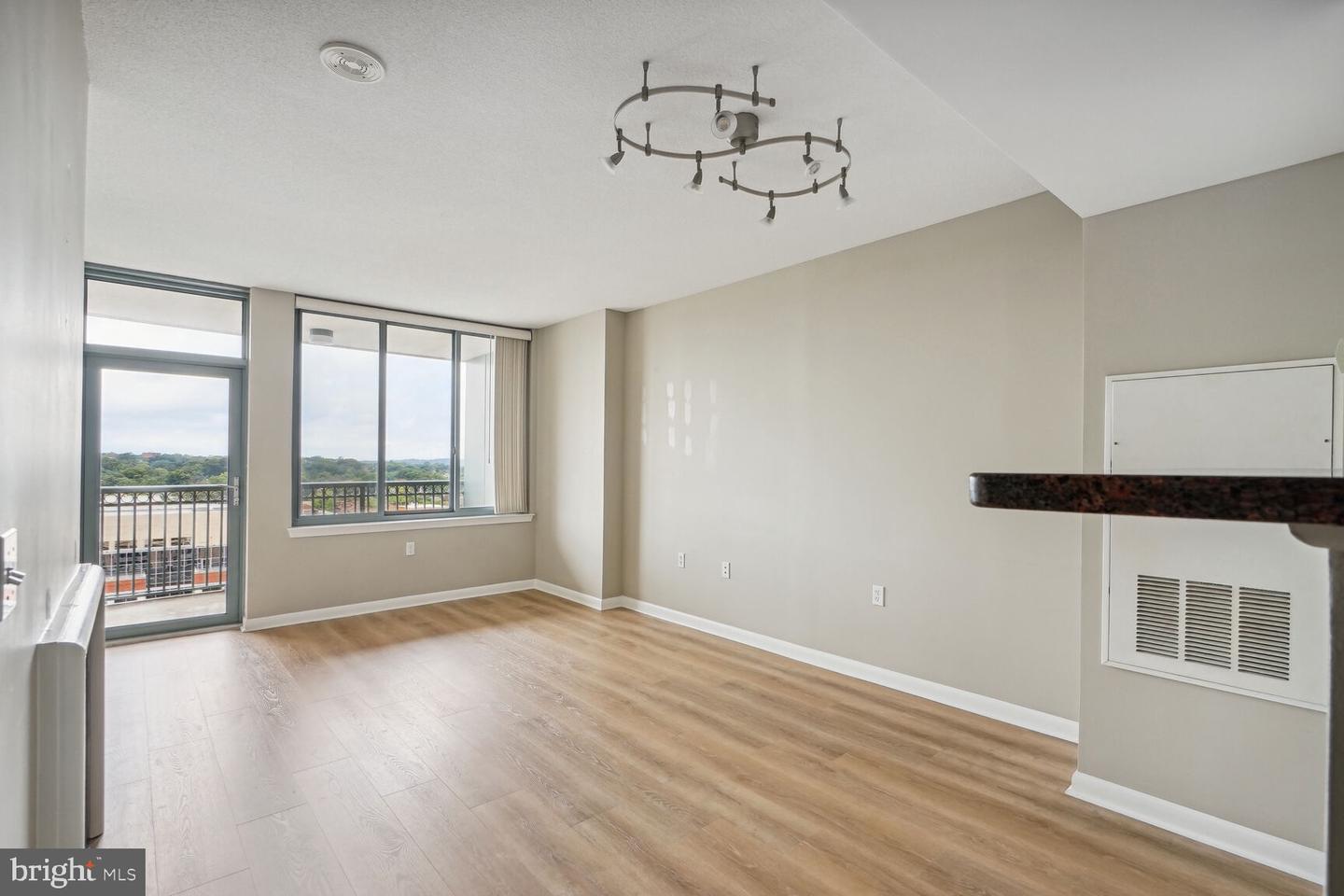 851 N GLEBE RD #1515