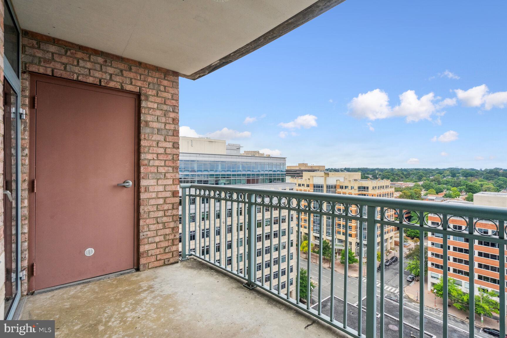 851 N GLEBE RD #1515