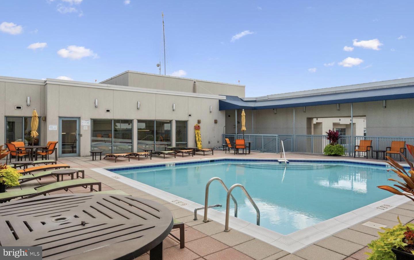 851 N GLEBE RD #1515