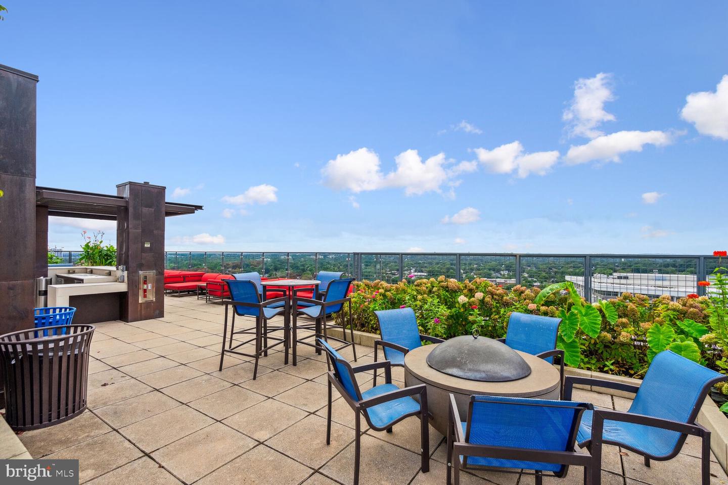851 N GLEBE RD #1515