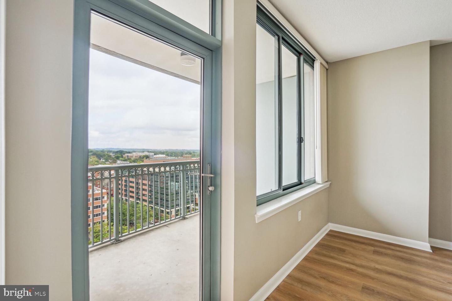 851 N GLEBE RD #1515