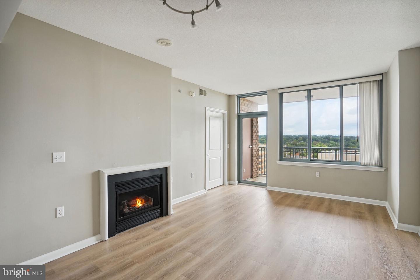 851 N GLEBE RD #1515