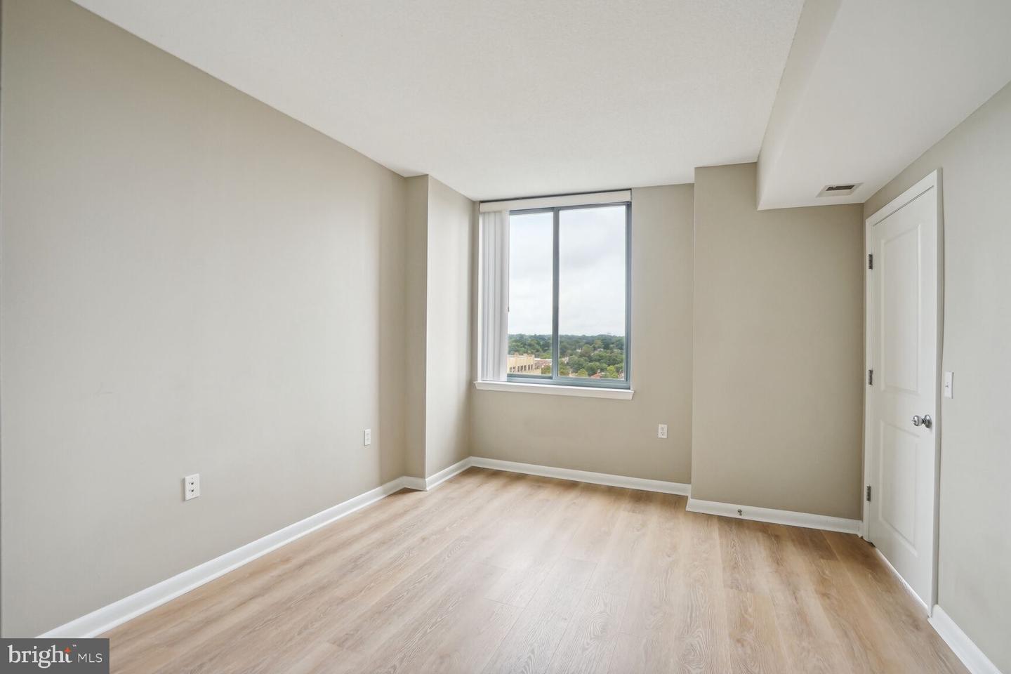 851 N GLEBE RD #1515