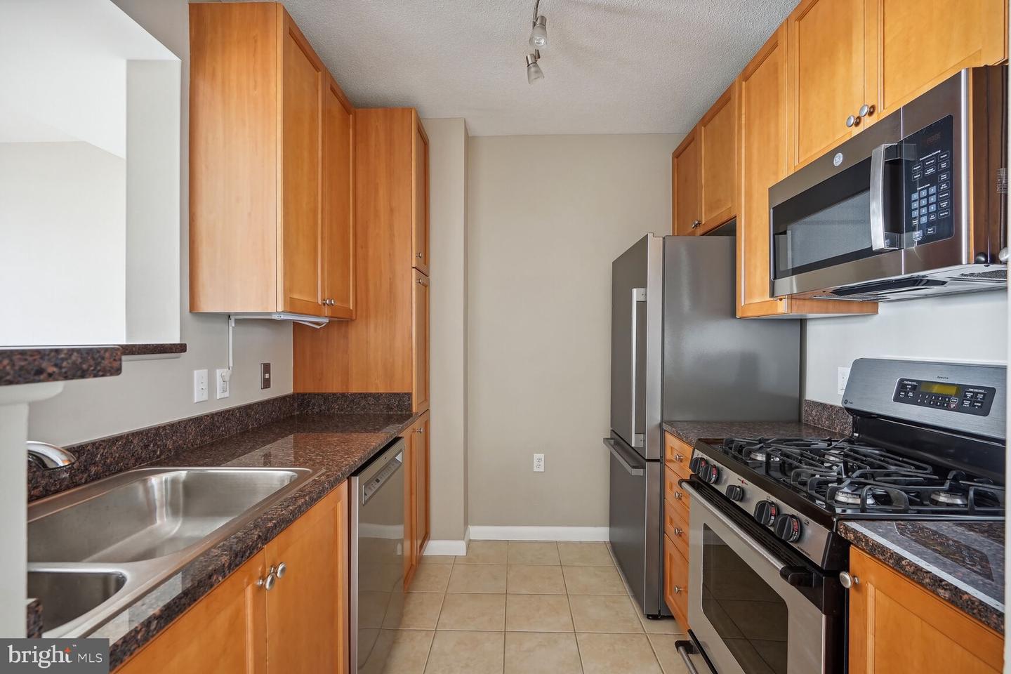 851 N GLEBE RD #1515