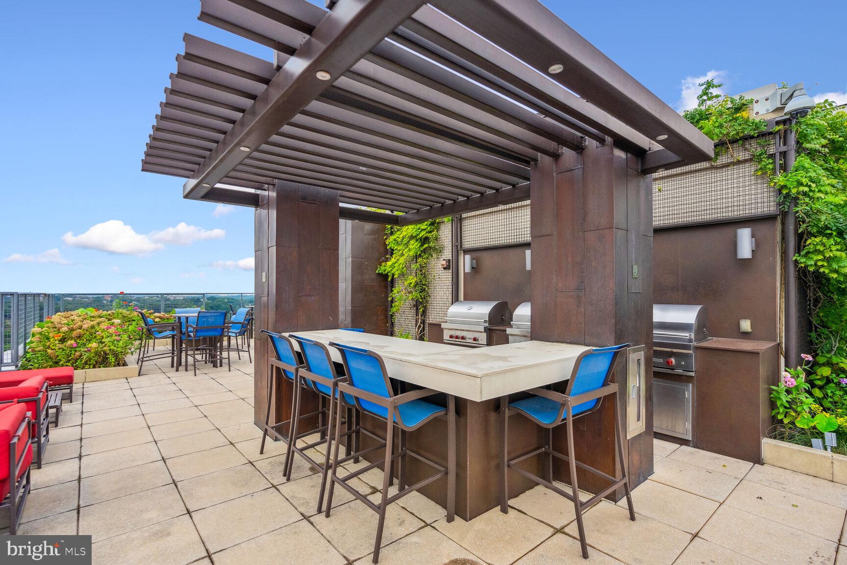 851 N GLEBE RD #1515