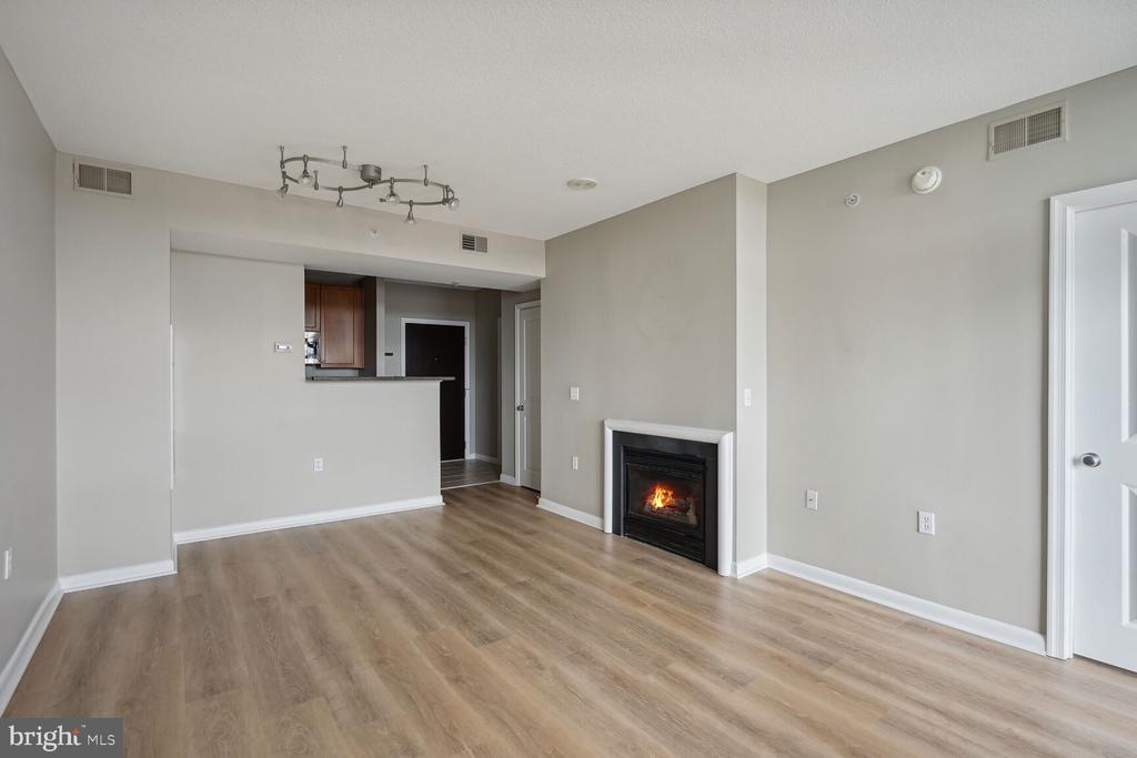 851 N GLEBE RD #1515