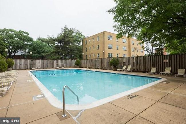 4141 N HENDERSON ROAD 511