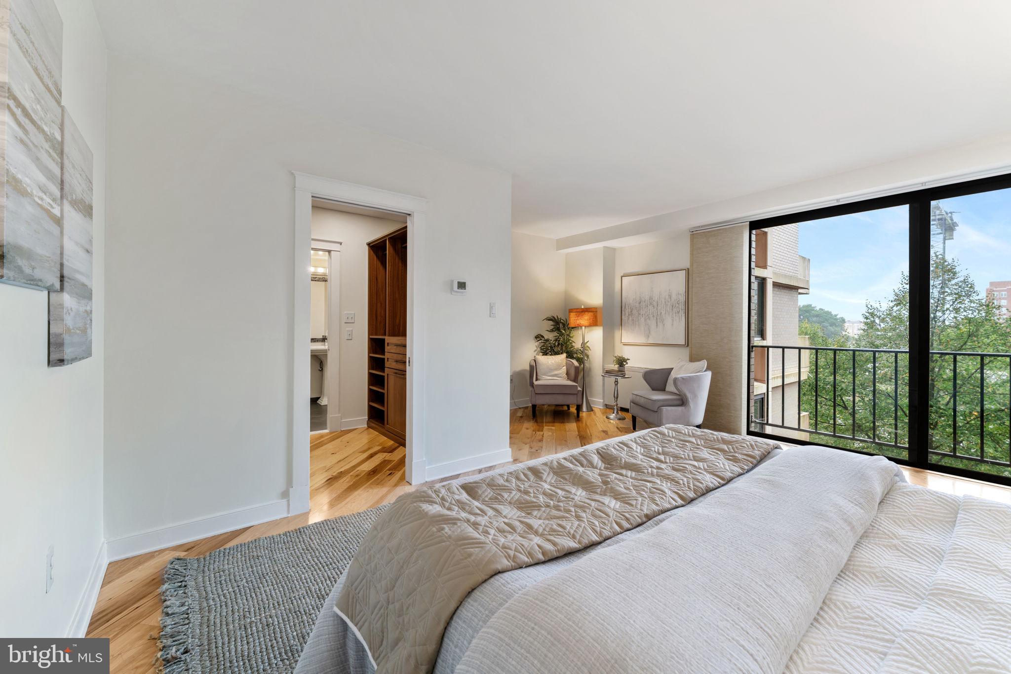4141 N HENDERSON ROAD 511