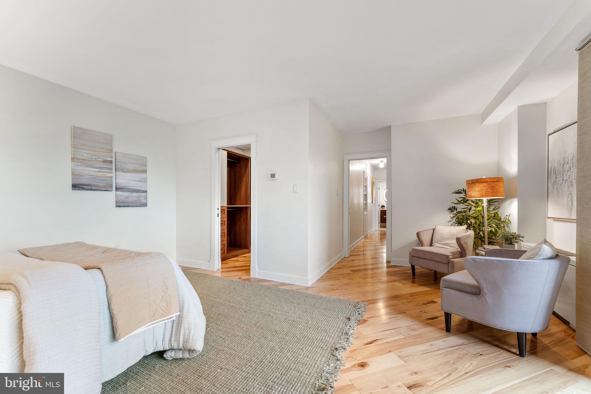4141 N HENDERSON ROAD 511