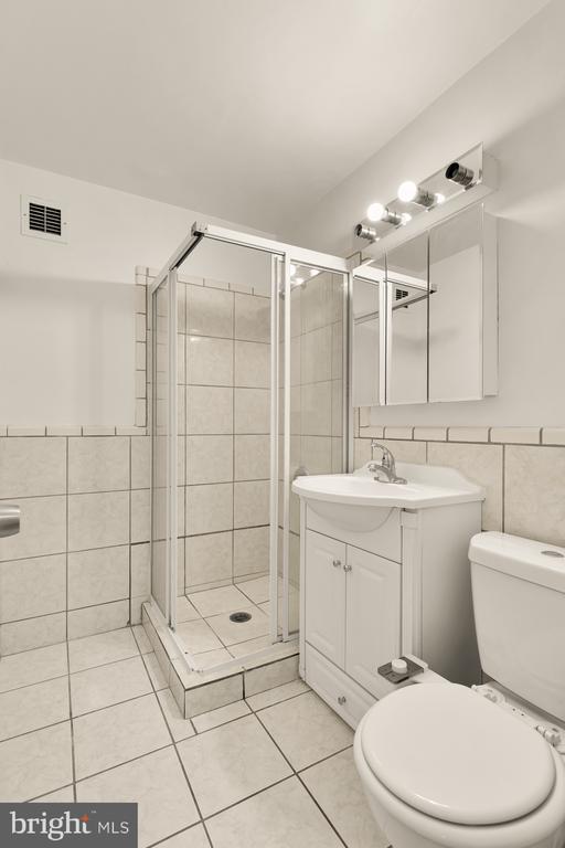 1021 ARLINGTON BOULEVARD Unit: 446
