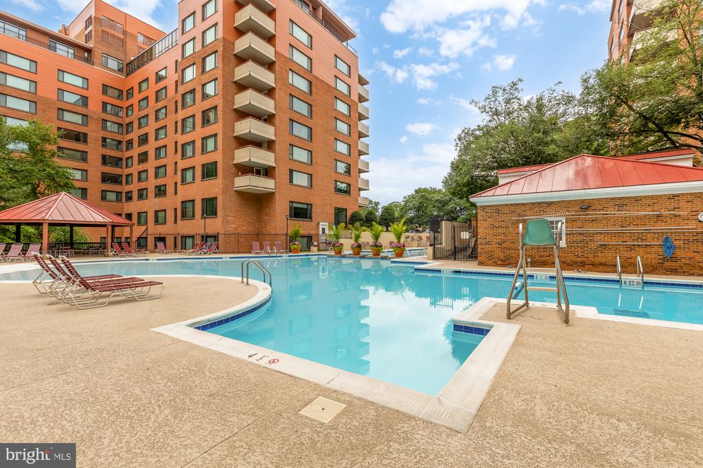 1021 ARLINGTON BOULEVARD Unit: 446